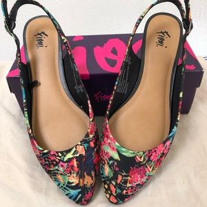 Sling back shoes. Pre owned but gently used.